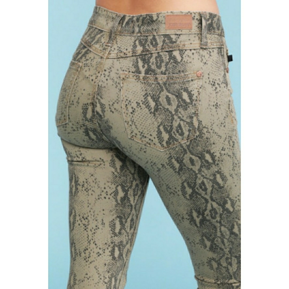 ♥️14W 16W Plus♥️Paula Snake Print Skinny - Picture 6 of 6